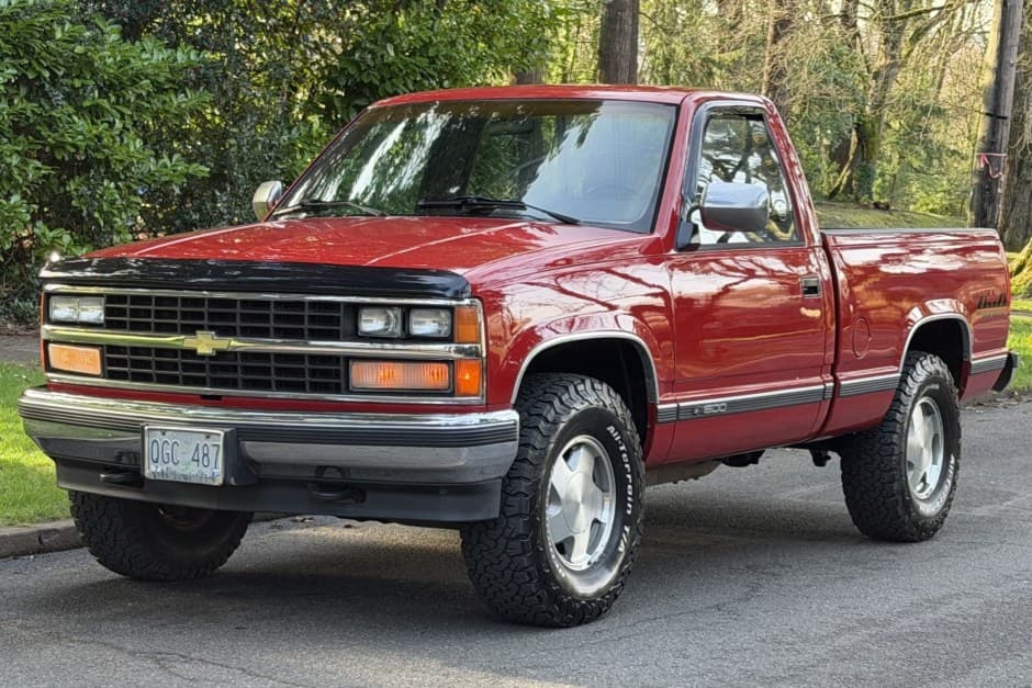 1989 Chevrolet C/K GMT400 (1988-2002) sold for $16,500