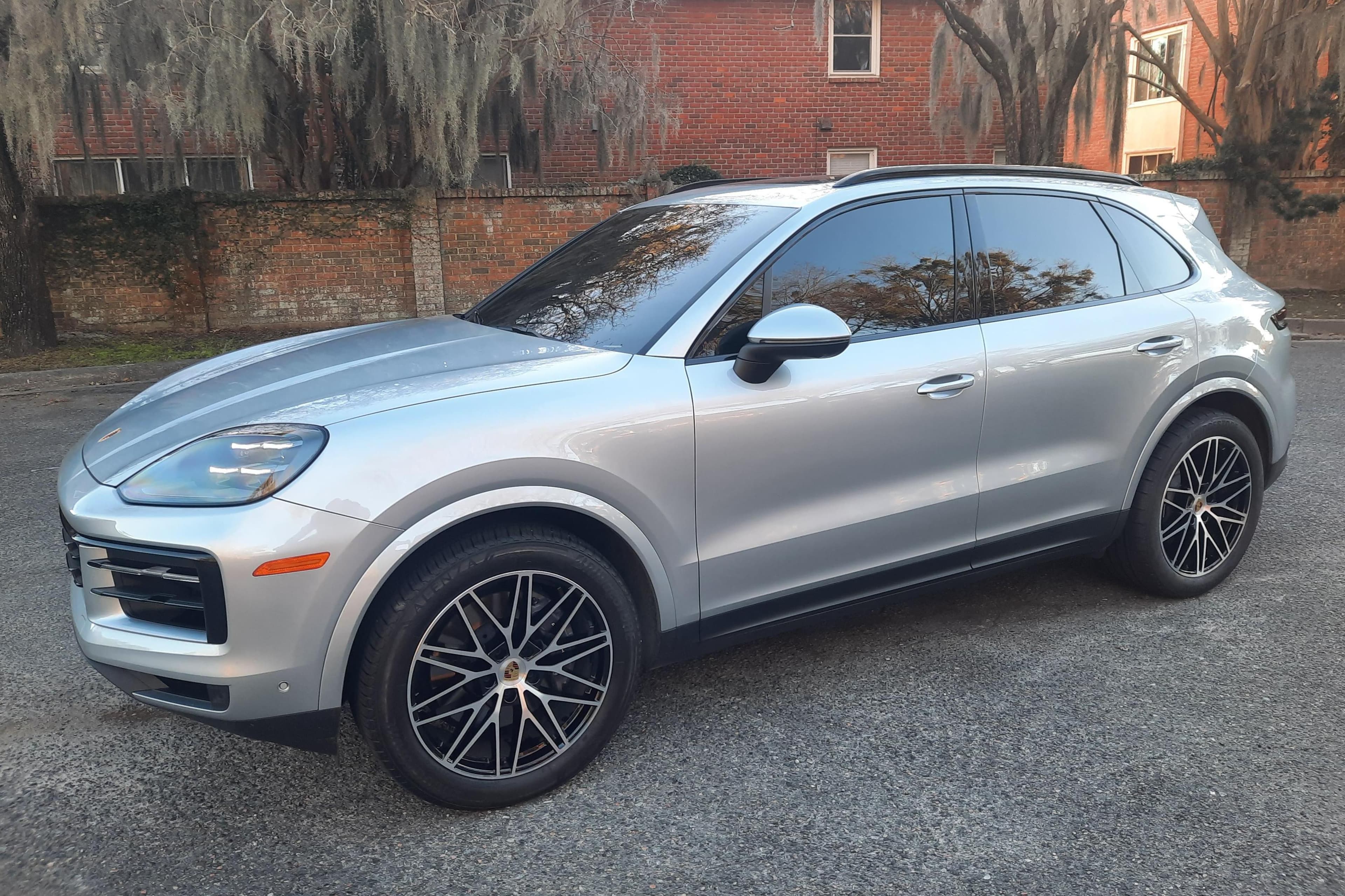 2024 Porsche Cayenne sold for $56,100