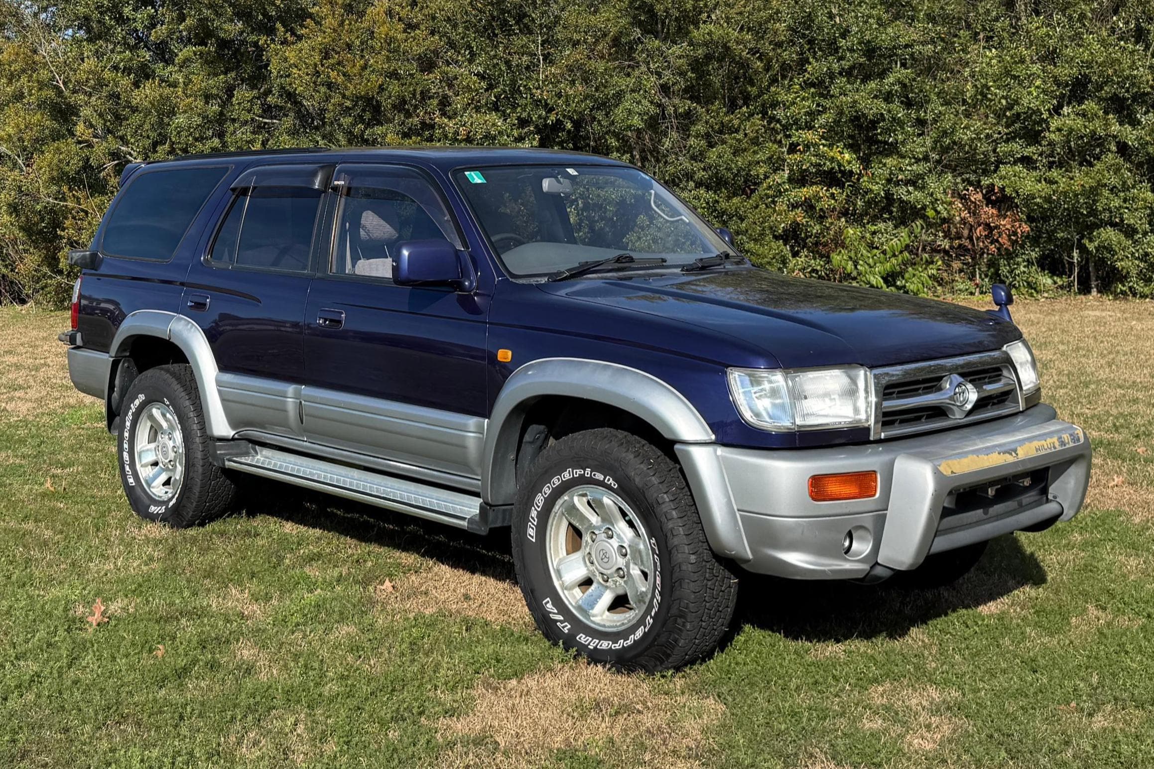 1995 Toyota Hilux sold for $12,905