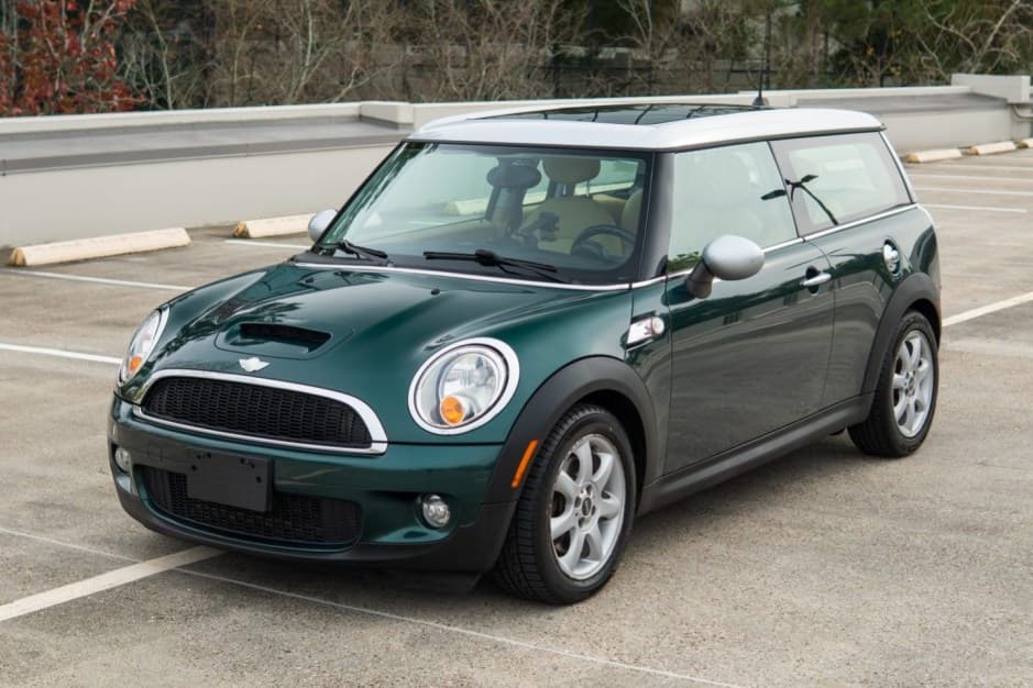 2009 Mini R55 Clubman sold for $9,000