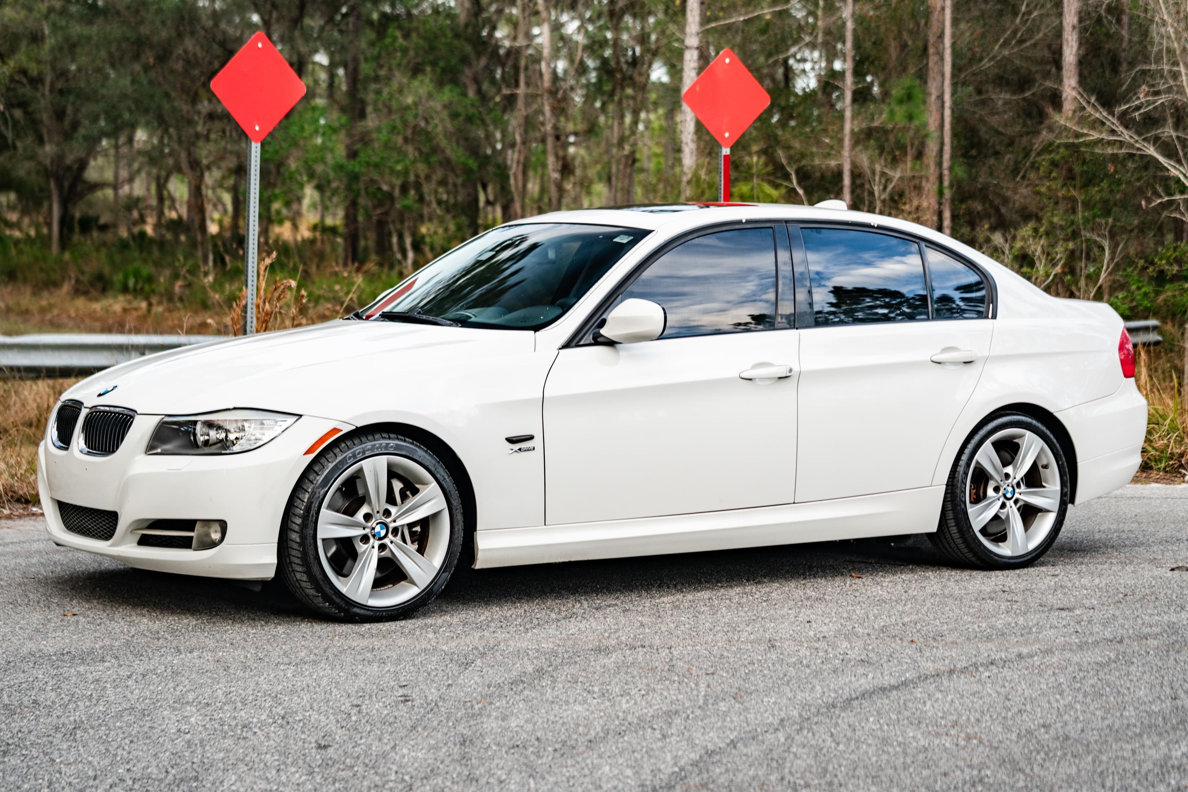 2009 BMW 3 Series sold for $4,821