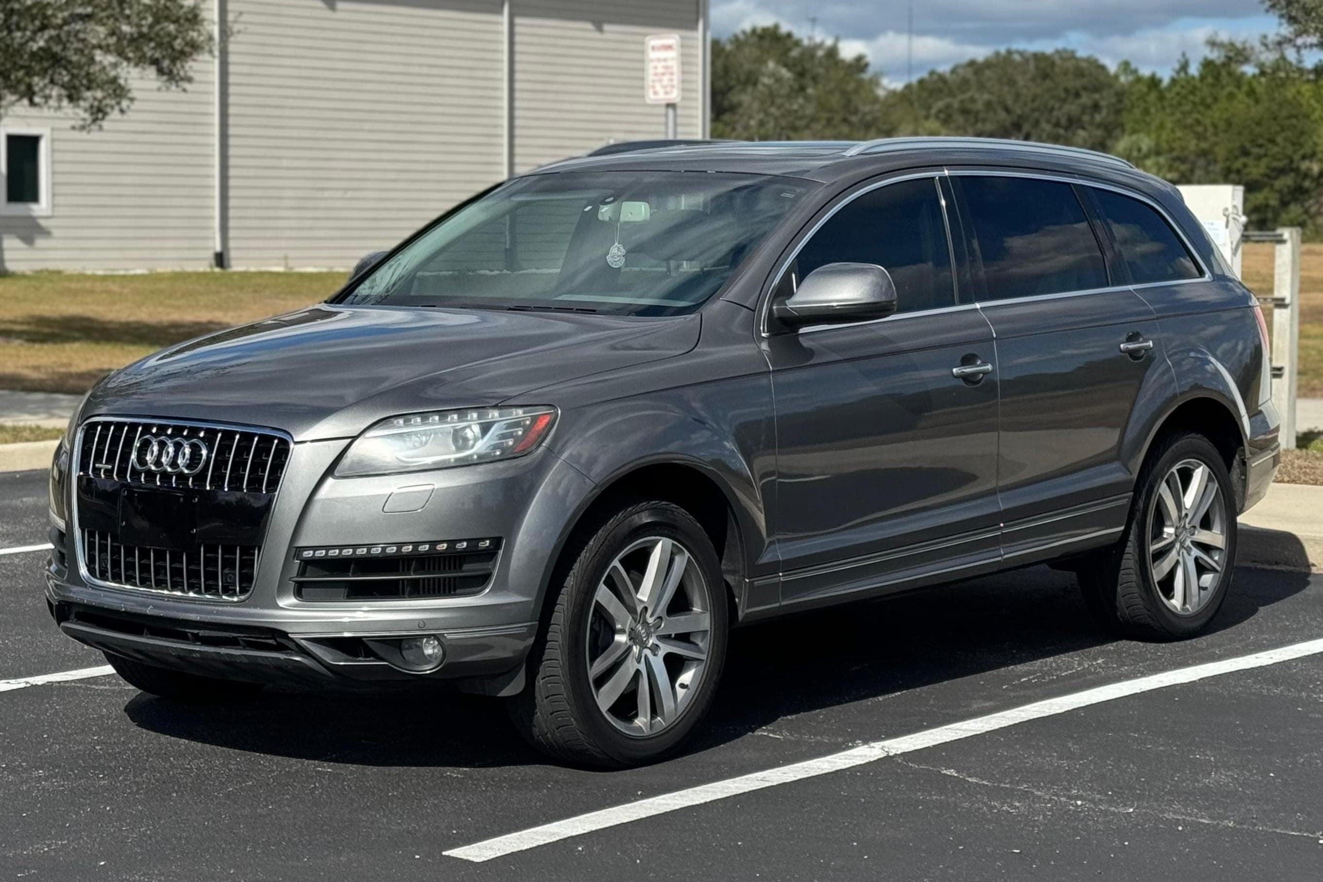 2013 Audi Q7 sold for $6,700