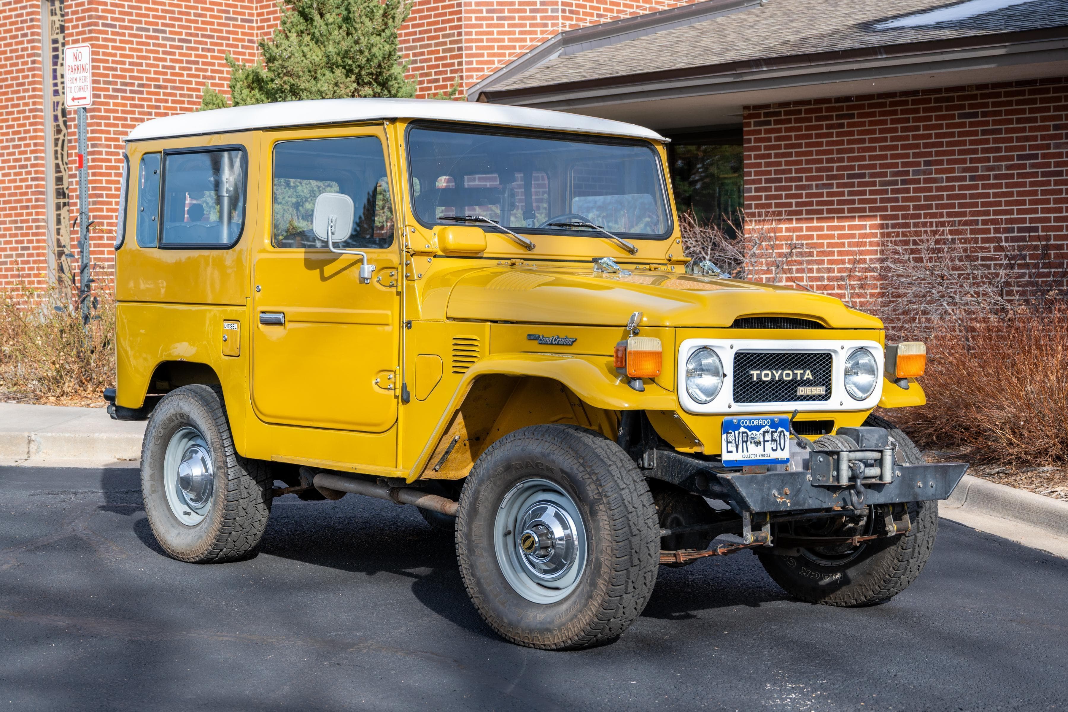 1983 Toyota Land Cruiser sold for $15,000