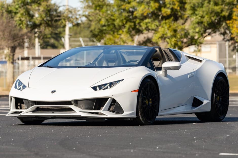 2019 Lamborghini Huracán sold for $153,500