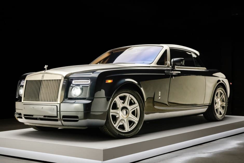 2009 Rolls-Royce Phantom Coupe & Drophead Coupe sold for $141,000