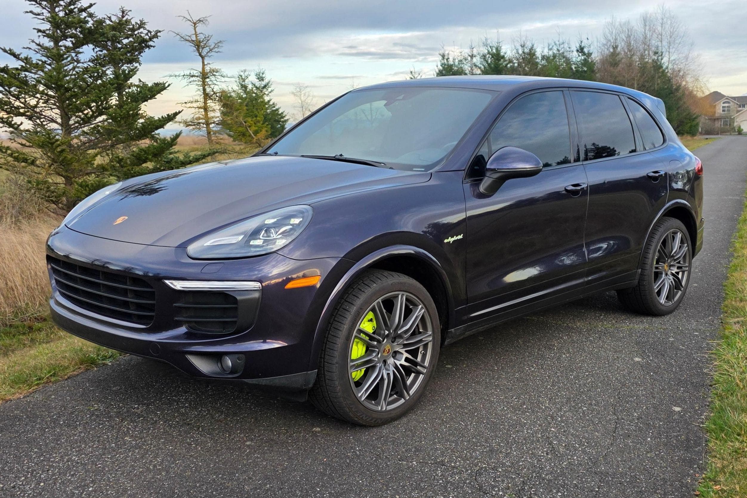 2017 Porsche Cayenne sold for $13,900