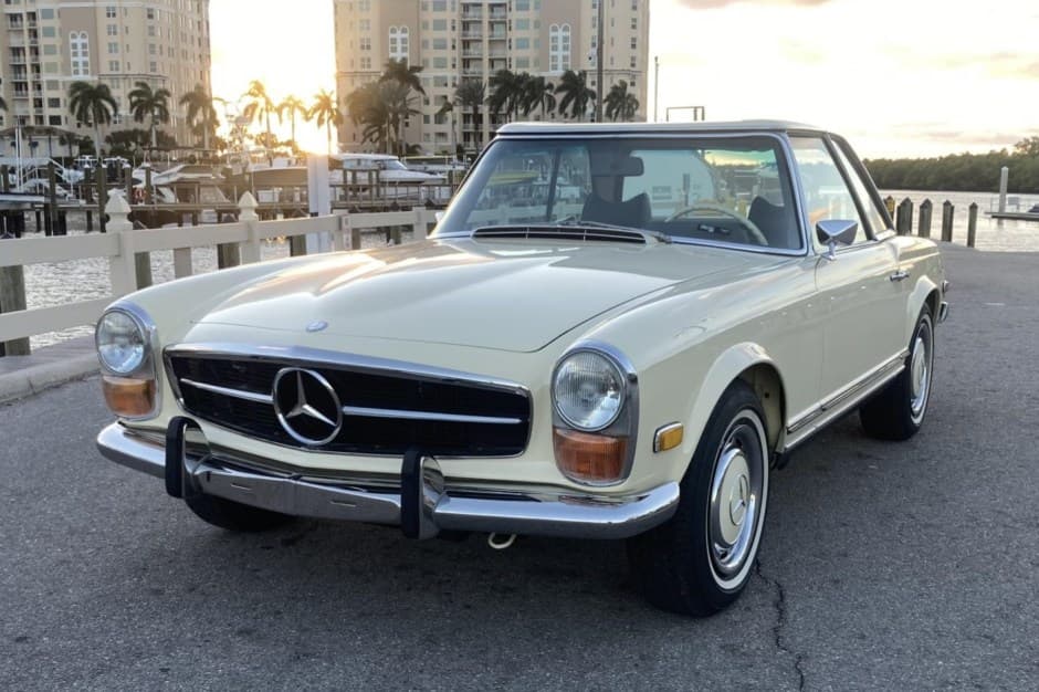 1970 Mercedes-Benz W113 SL sold for $78,000