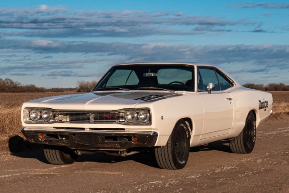 1968 Dodge Coronet sold for $28,000