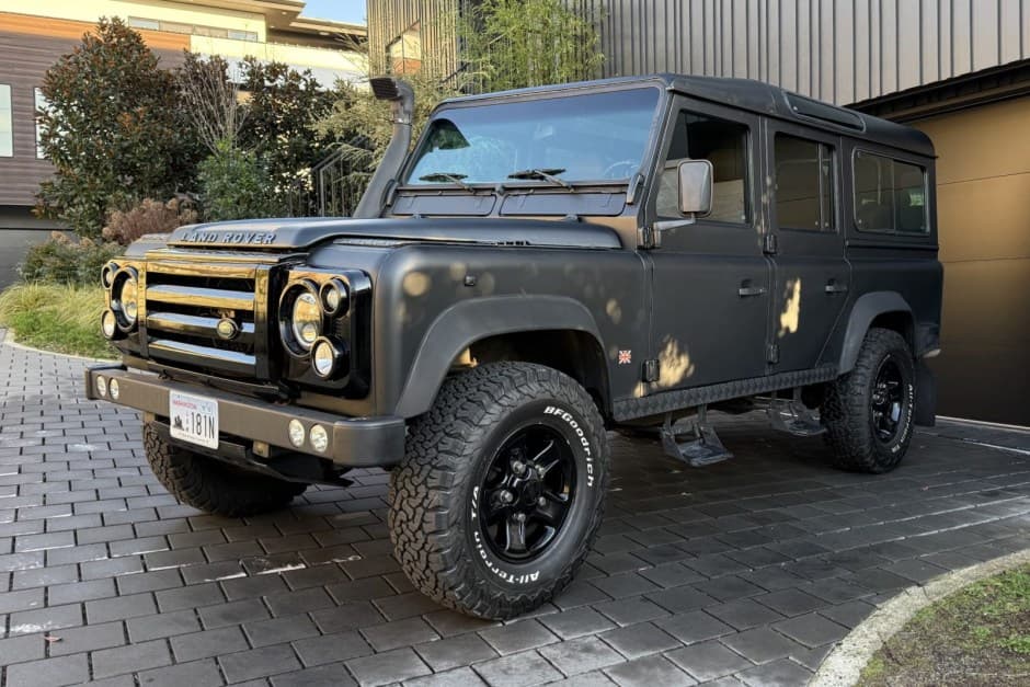 1998 Land Rover 110 / Defender 110 (Euro Spec) sold for $41,250