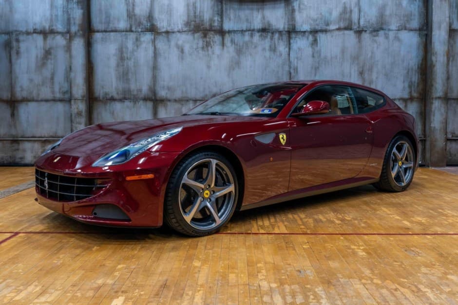 2013 Ferrari FF sold for $150,077