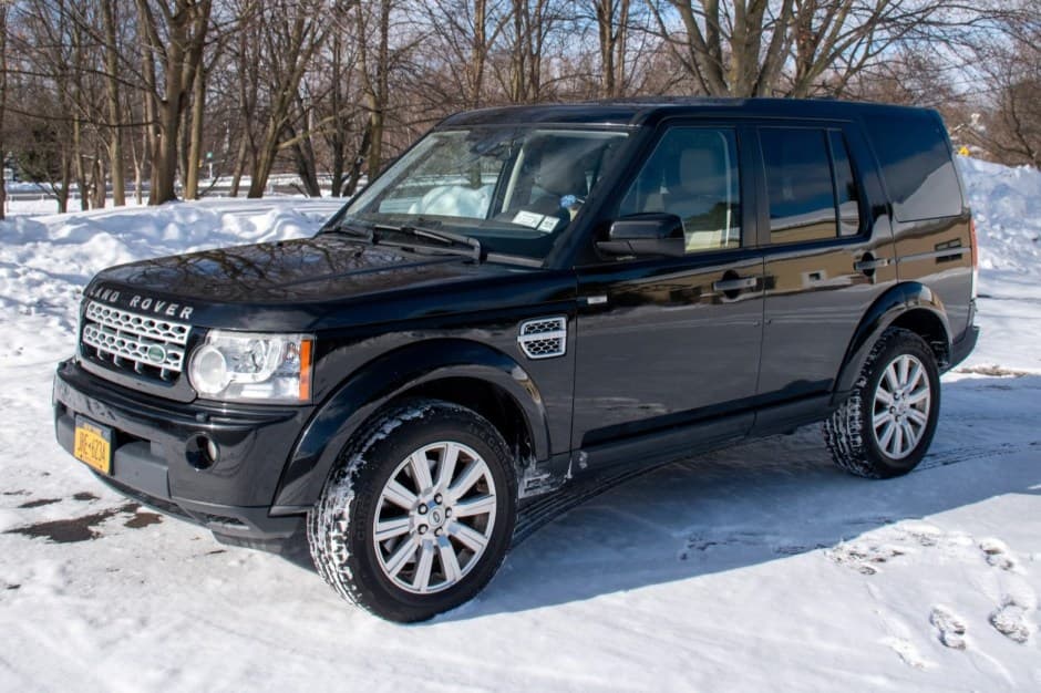2013 Land Rover LR4 sold for $12,001