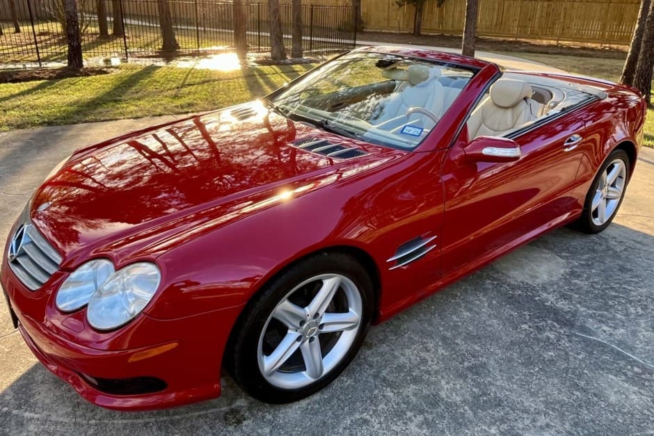 2006 Mercedes-Benz R230 SL sold for $16,750