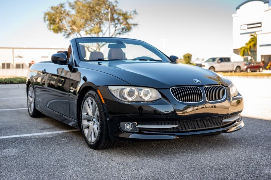 2011 BMW E92/E93 3-Series Coupe & Convertible sold for $7,600