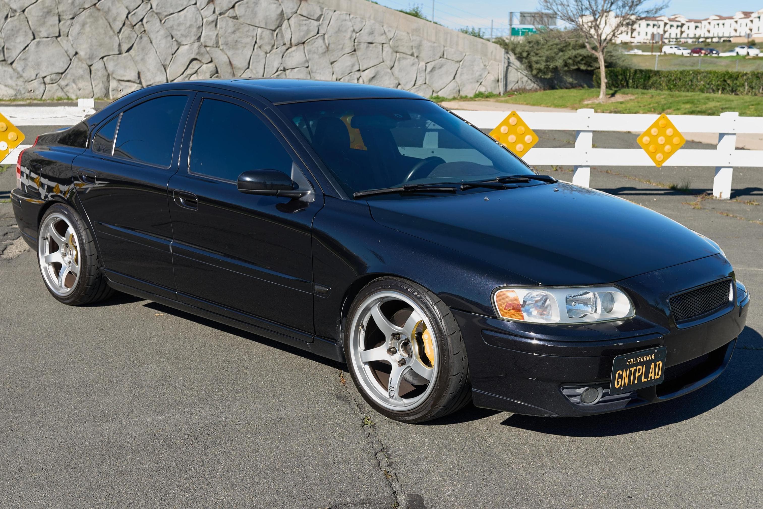 2005 Volvo S60 sold for $11,000