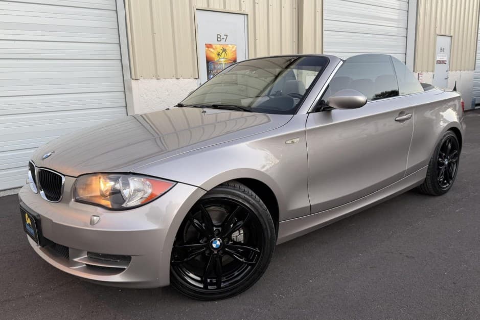 2008 BMW E82/E88 1-Series sold for $6,800