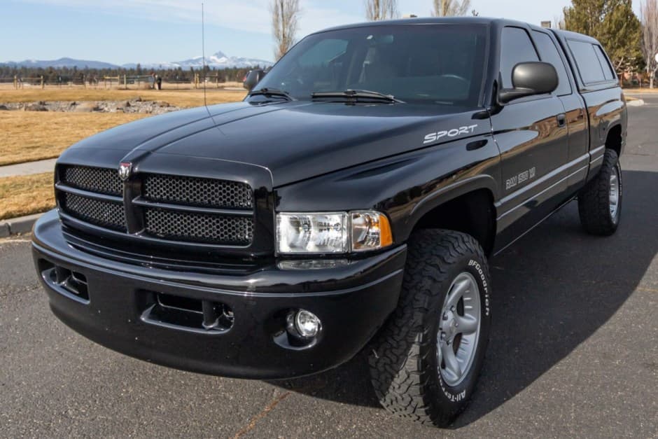2001 Dodge Ram 1500 (1994-2001) sold for $12,333