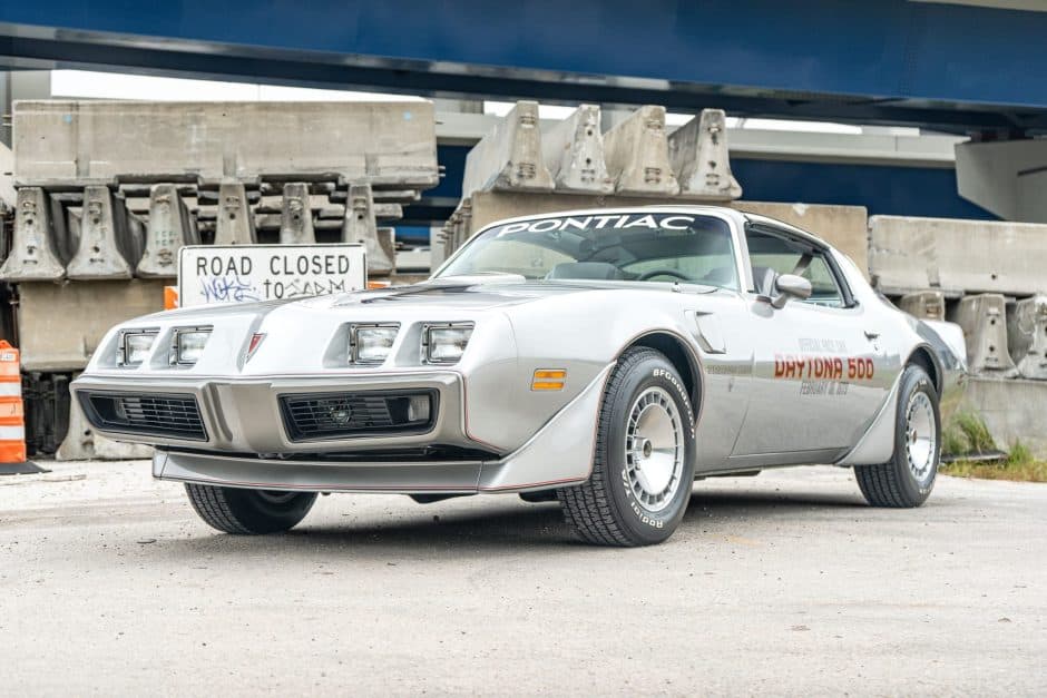 1979 Pontiac Firebird (2nd Generation – 1970-1981) sold for $18,679
