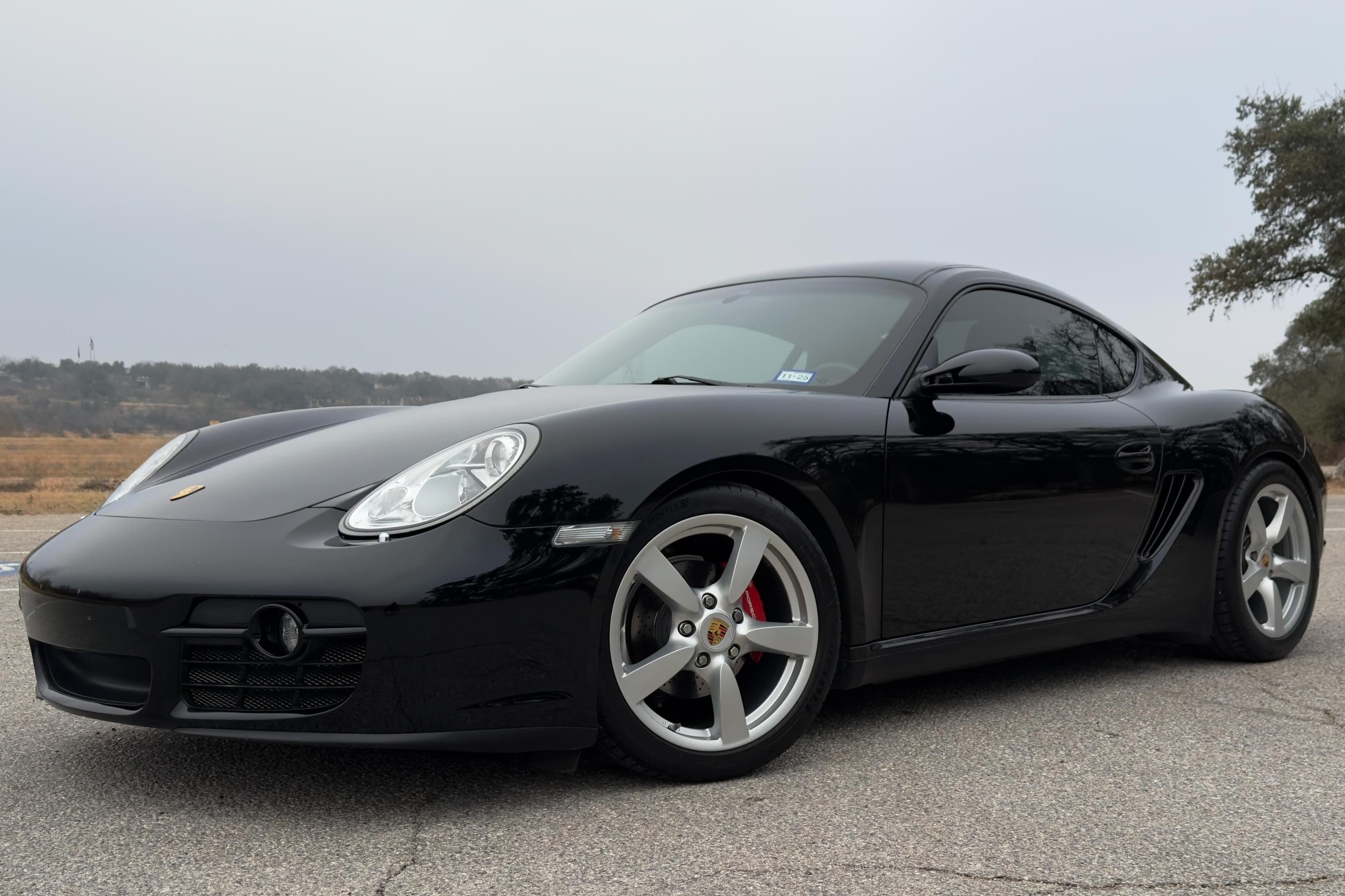 2007 Porsche 987 Cayman sold for $40,000