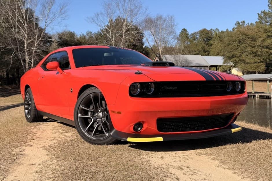 2023 Dodge Challenger SRT8 & 392 sold for $39,500