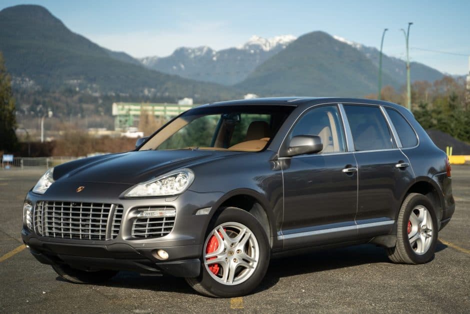 2008 Porsche 955/957 Cayenne (2003-2010) sold for $8,200