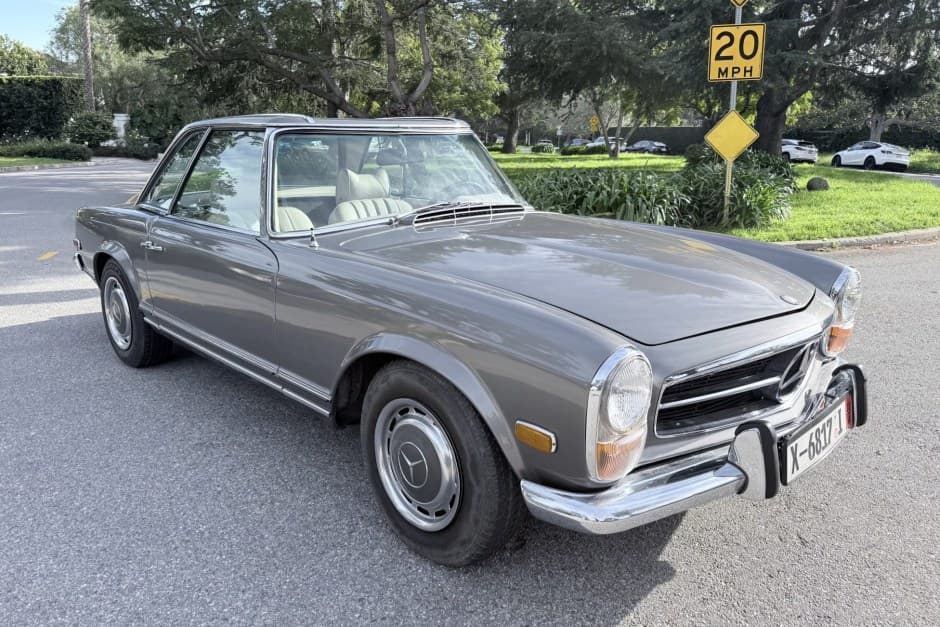 1971 Mercedes-Benz W113 SL sold for $65,500