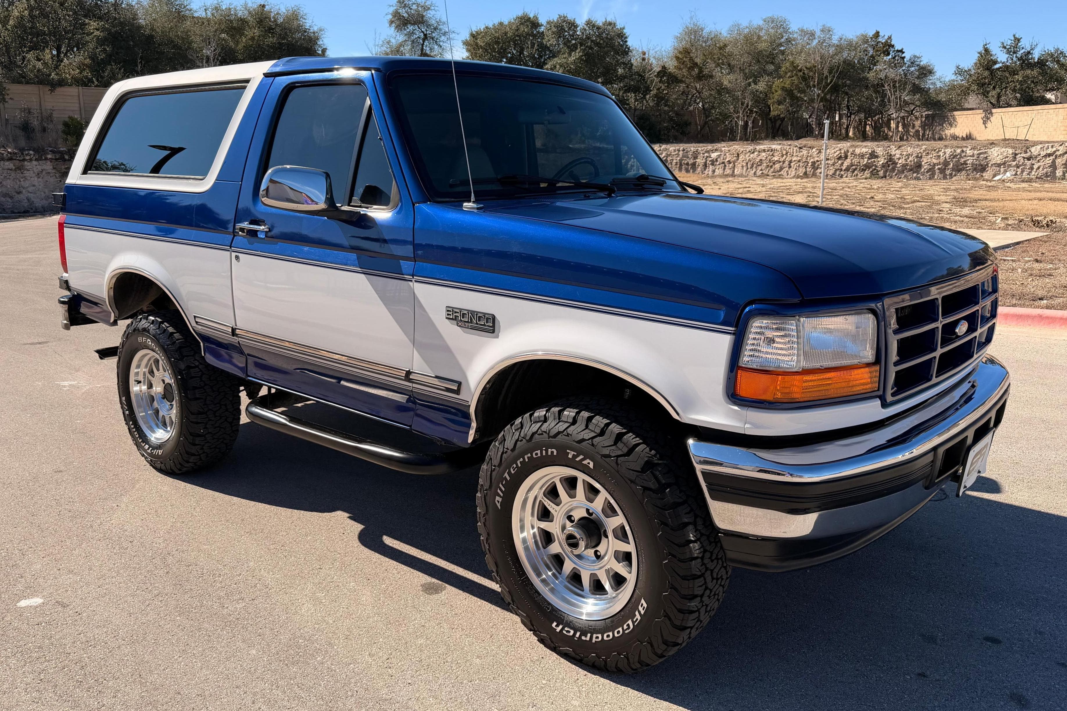 1996 Ford Bronco sold for $17,000