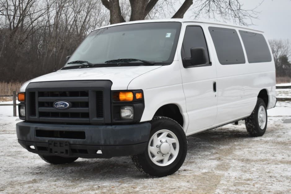 2013 Ford Econoline Van sold for $13,750