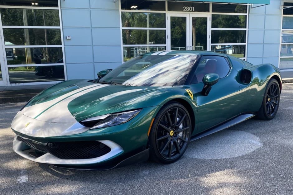 2022 Ferrari 296 GTB/GTS sold for $300,000