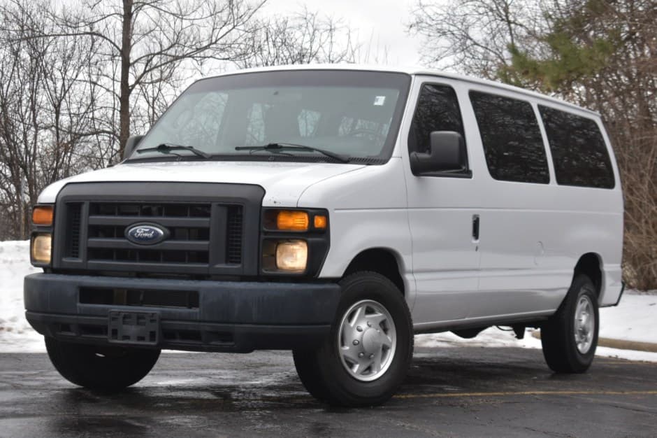 2013 Ford Econoline Van sold for $18,500