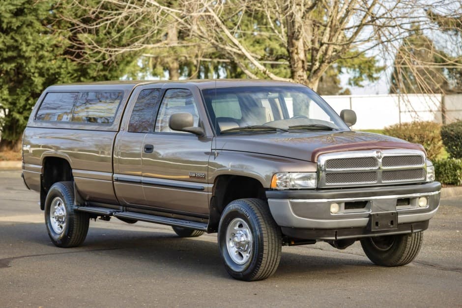 2001 Dodge Ram HD (1994-2002) sold for $30,000