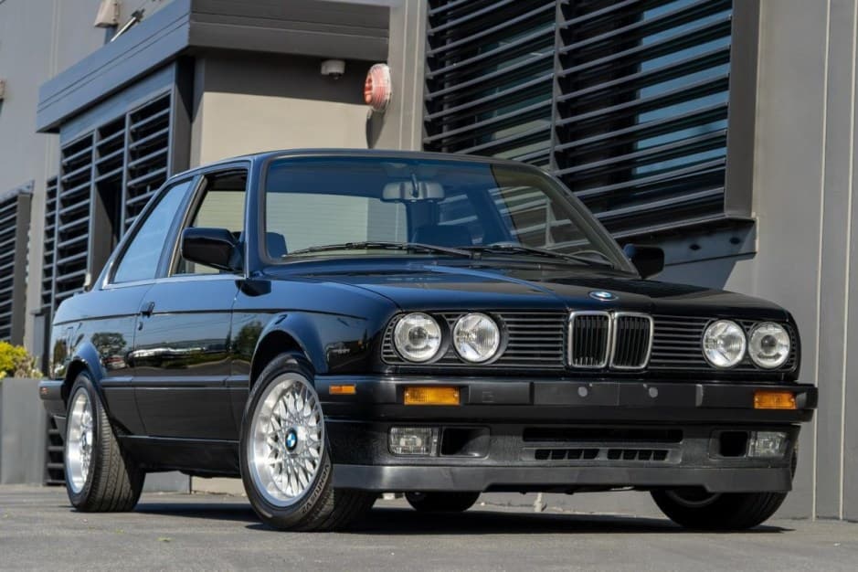 1990 BMW E30 3-Series Coupe sold for $26,250
