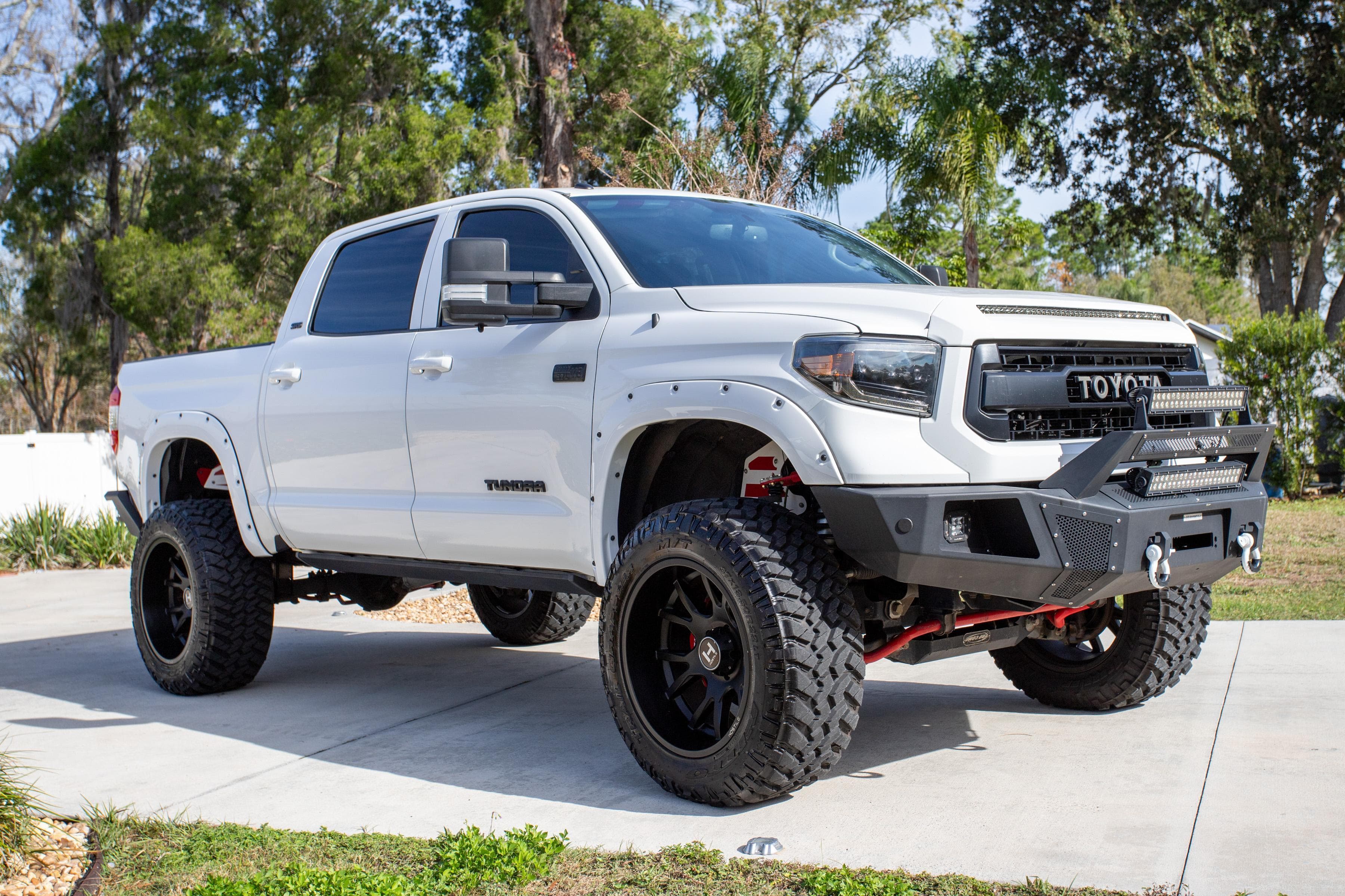 2017 Toyota Tundra sold for $27,250