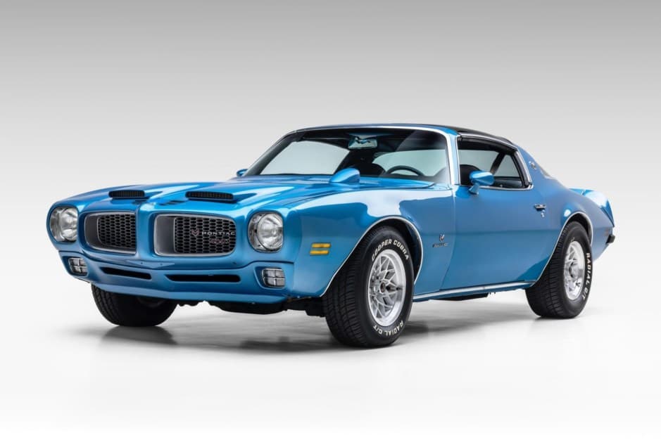 1975 Pontiac Firebird (2nd Generation – 1970-1981) sold for $36,000