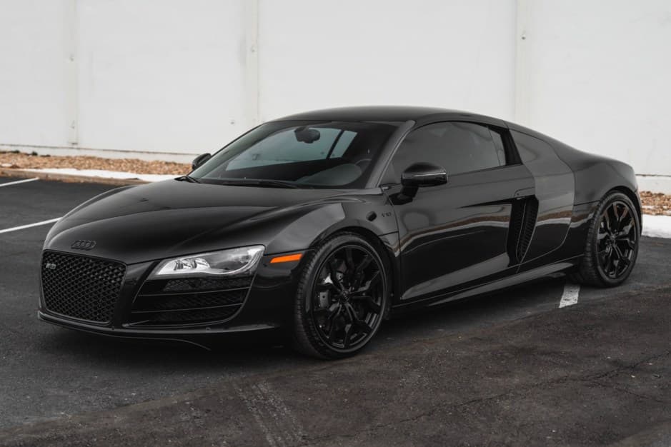 2010 Audi R8 V10 (Type 42) sold for $110,000