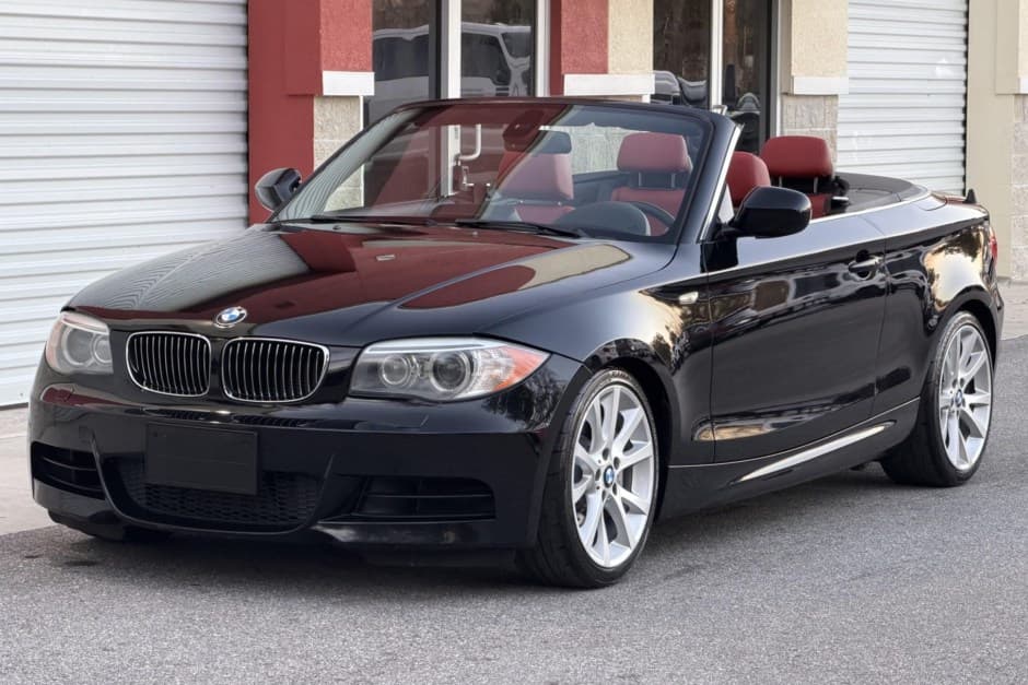 2012 BMW E82/E88 1-Series sold for $13,501
