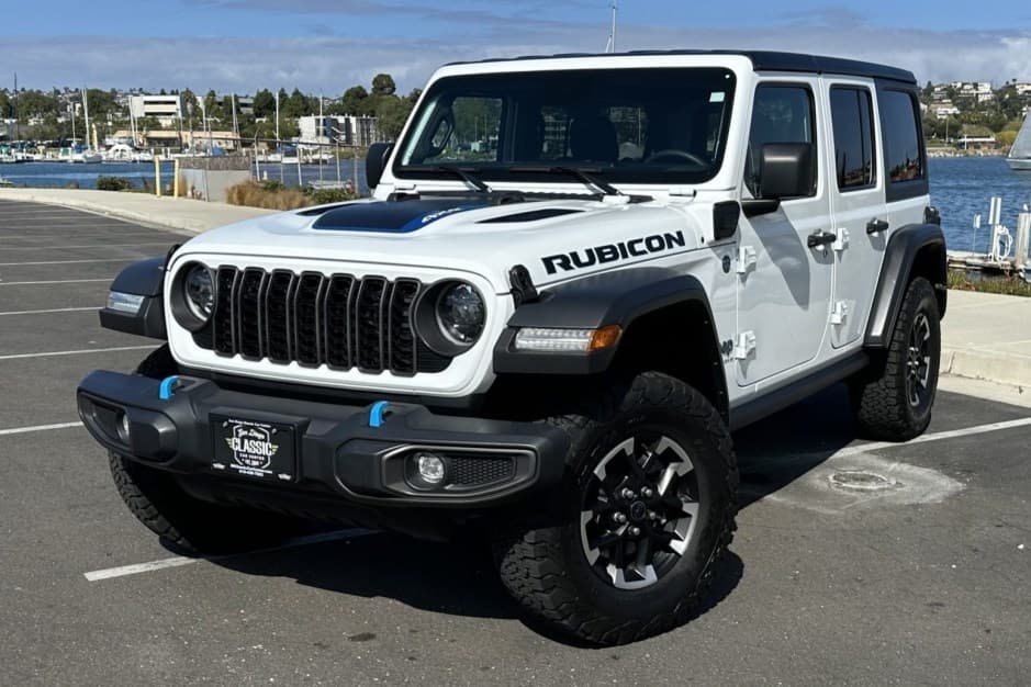 2024 Jeep Wrangler JL (2018+) sold for $23,750