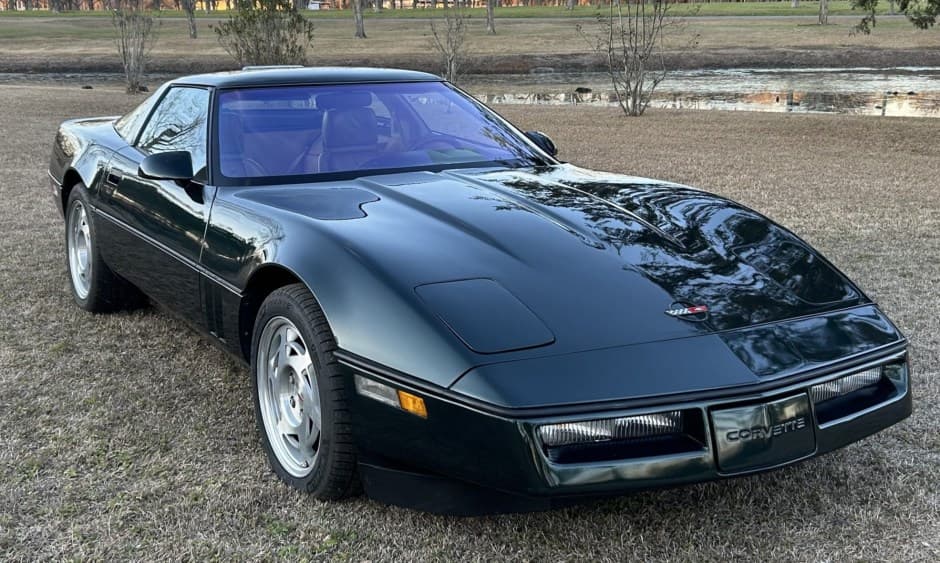 1990 Chevrolet Corvette C4 ZR-1 sold for $46,000