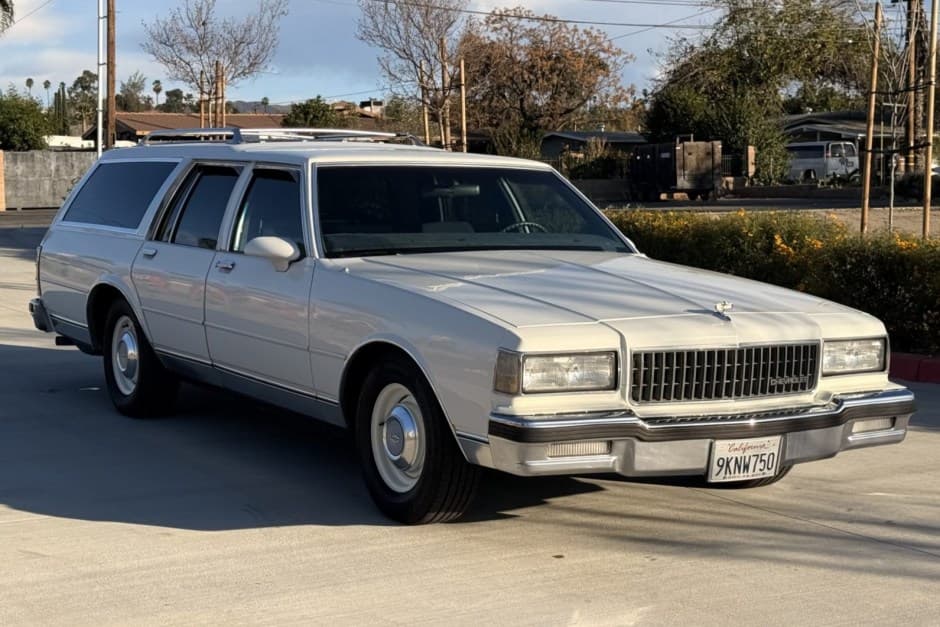 1989 Chevrolet Caprice sold for $9,700