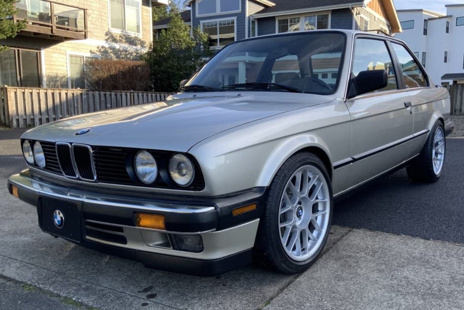 1988 BMW E30 3-Series Coupe sold for $21,000