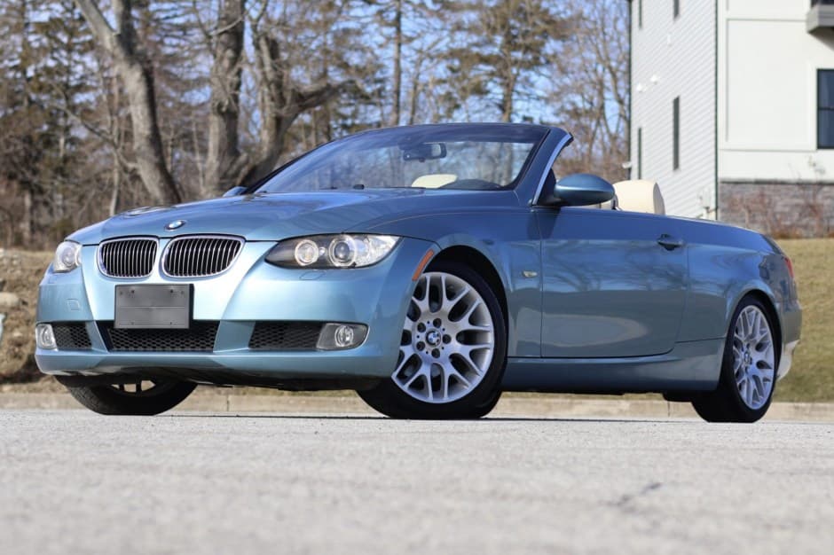 2008 BMW E92/E93 3-Series Coupe & Convertible sold for $11,000