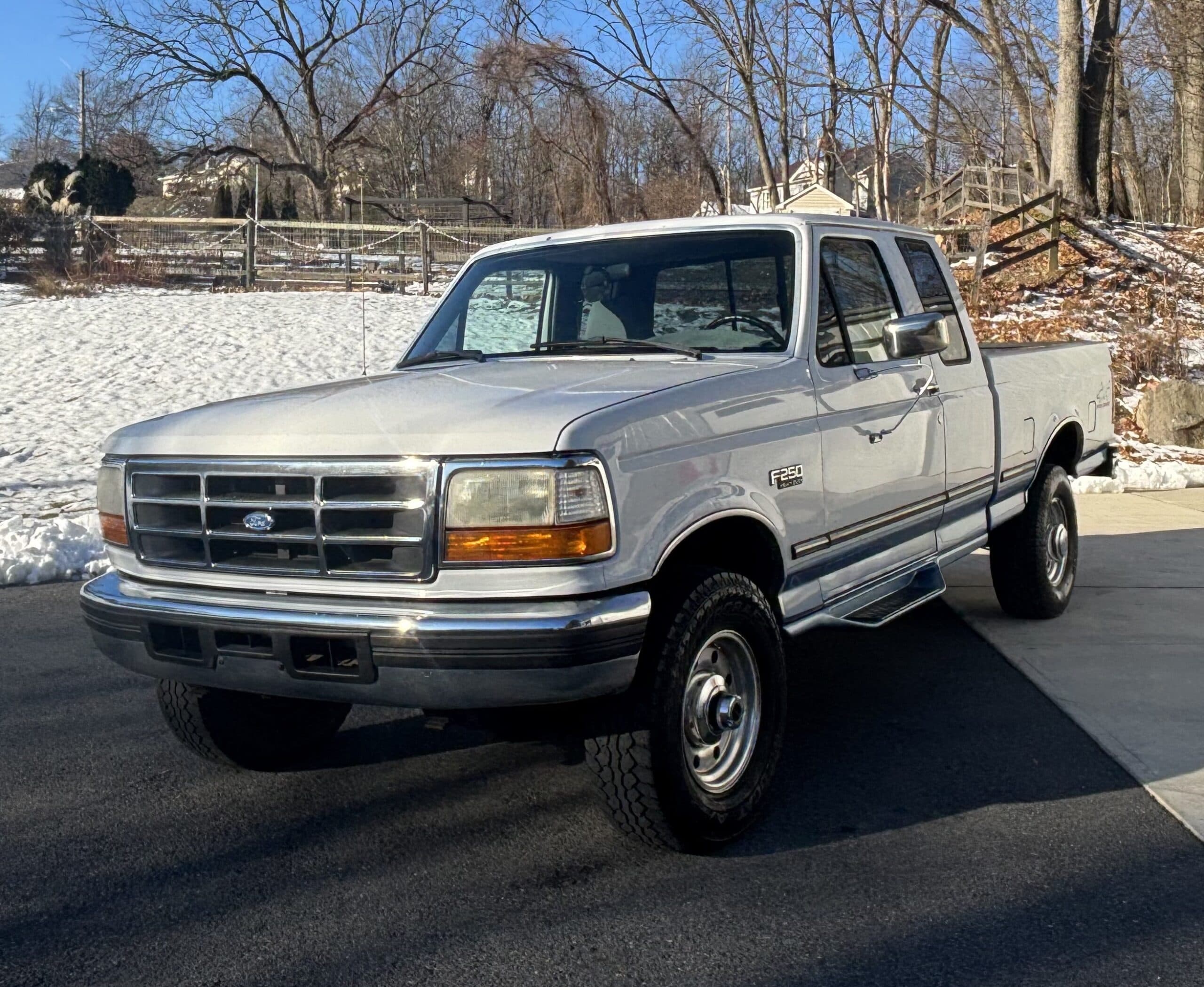 1997 Ford F-250 XLT sold for $18,900