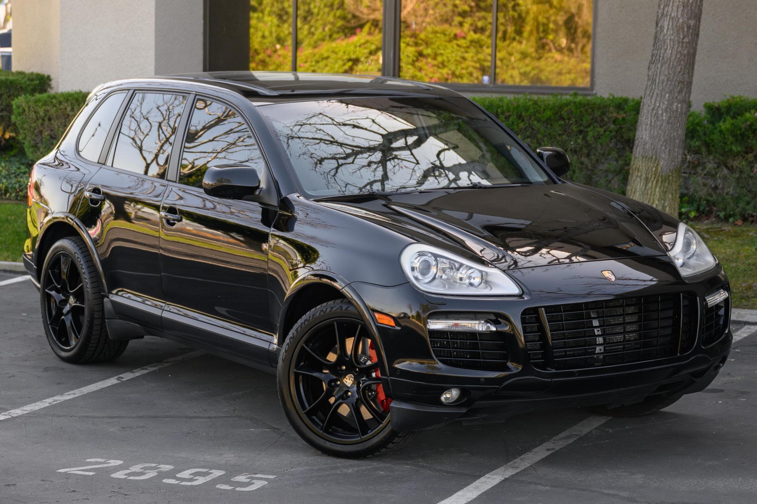 2009 Porsche Cayenne sold for $14,000