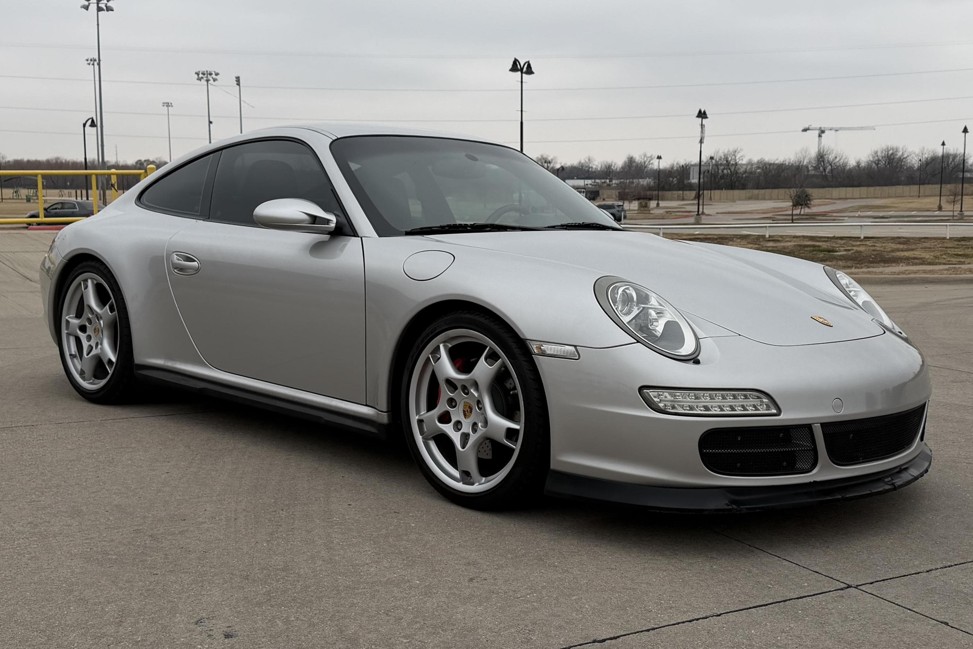 2006 Porsche 997 911 sold for $40,000