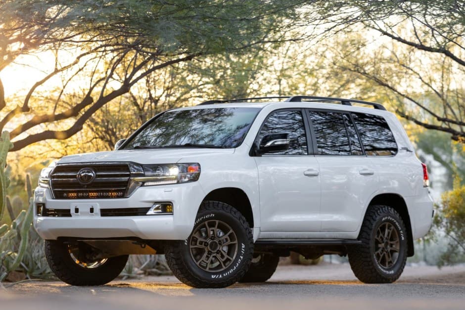 2021 Toyota Land Cruiser 200-Series sold for $130,000
