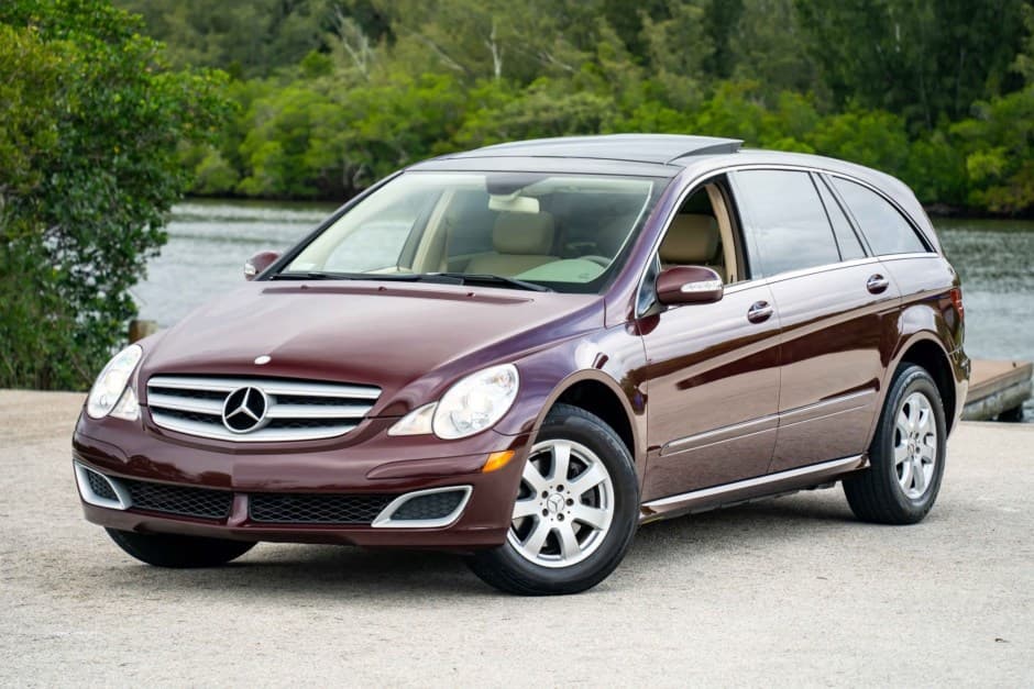 2007 Mercedes-Benz W251 R-Class sold for $16,100