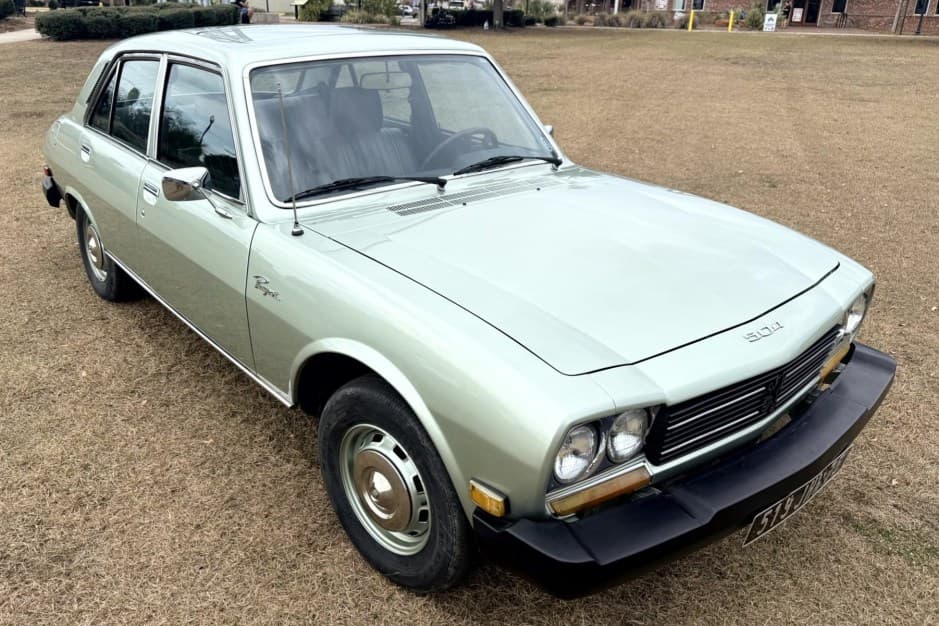 1979 Peugeot 504 sold for $7,200