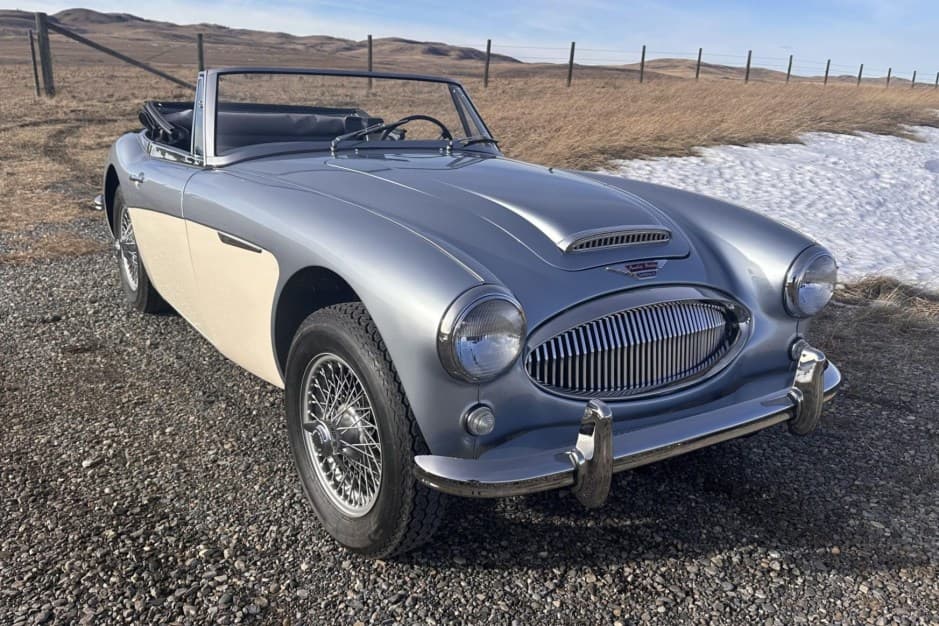 1963 Austin-Healey 3000 sold for $72,000