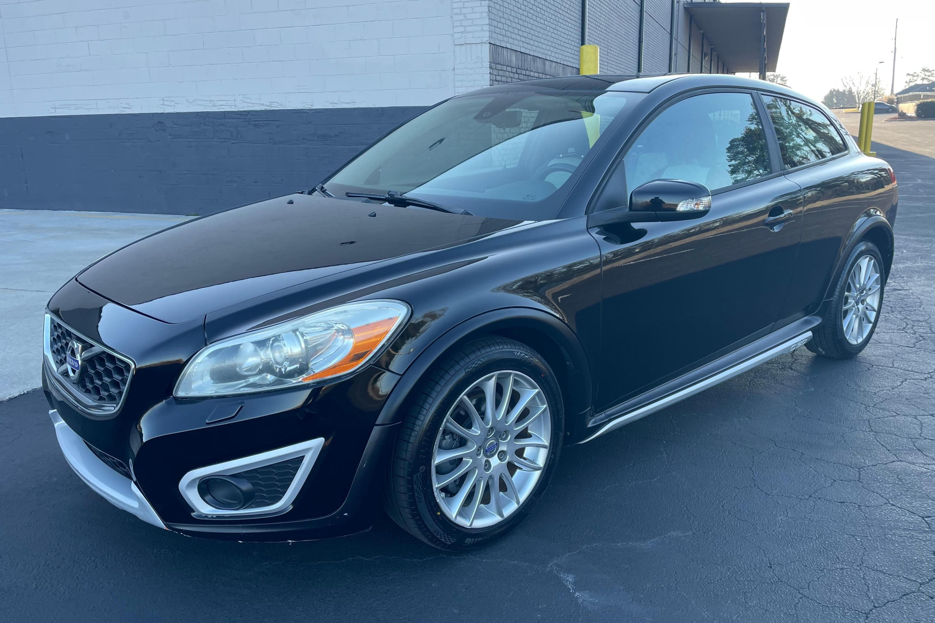 2011 Volvo C30 sold for $4,400