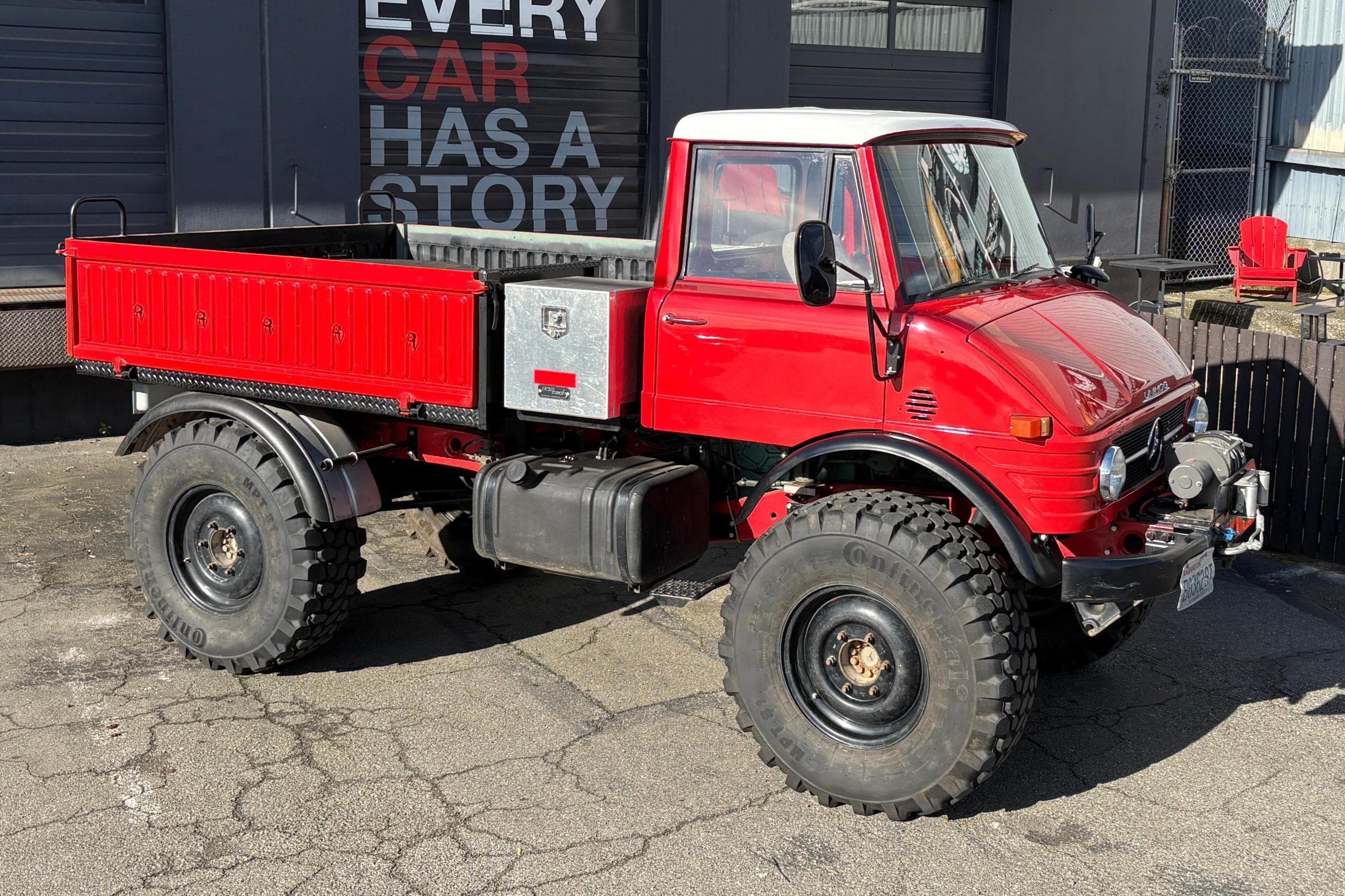 1978 Mercedes-Benz Unimog sold for $33,333