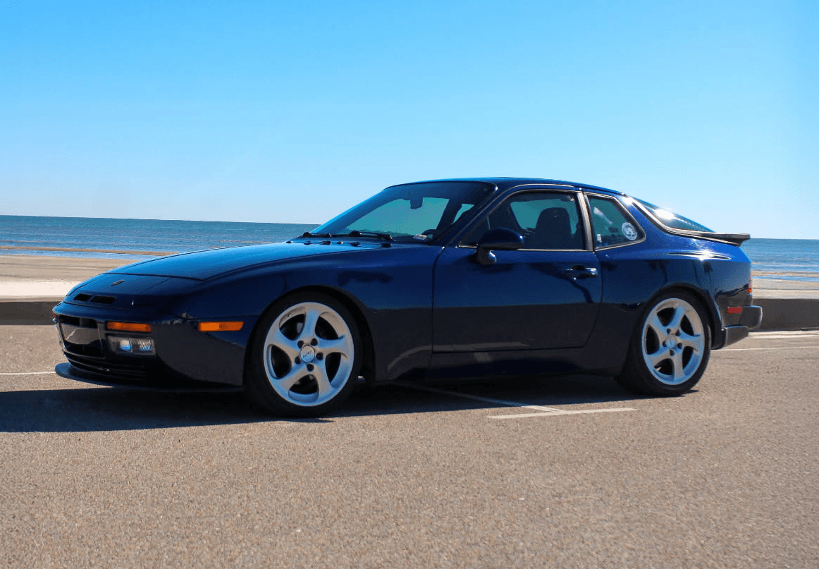 1987 Porsche 944 sold for $0